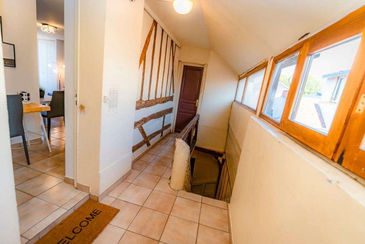 Duplex Dans Centre Ville Троа Екстериор снимка